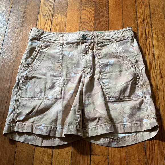 Anthropologie The Wanderer Beige Camo Print Cargo Shorts - Picture 5 of 5